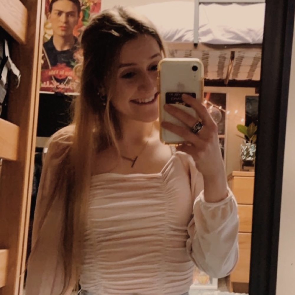 Meet your Posher, Tess